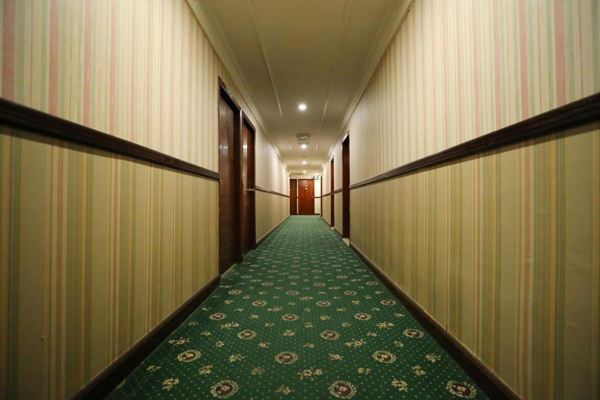Oyo 112 Semiramis Hotel マナーマ エクステリア 写真